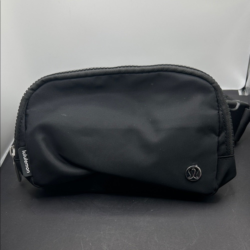 lululemon athletica Black Belt Bag